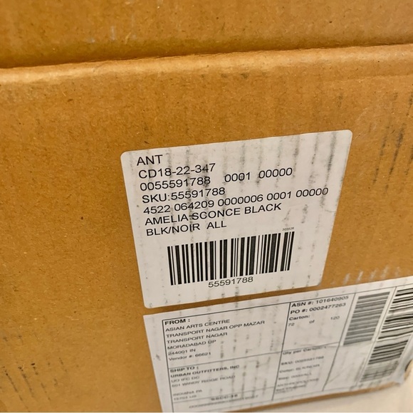 ANTHROPOLOGIE Amelia Sconce in Matte Black - Picture 16 of 16